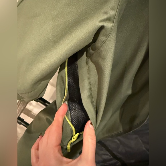 Men’s winter snow jacket size large - Picture 6 of 6